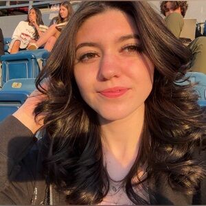 Meet your Posher, Jillian